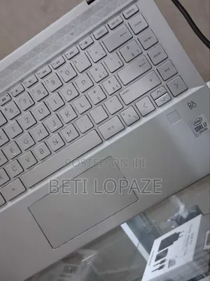 New Laptop HP Pavilion 15 8GB Intel Core I7 SSD 256GB