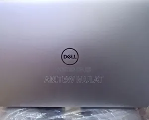 New Laptop Dell XPS 15 32GB Intel Core I7 SSD 1T