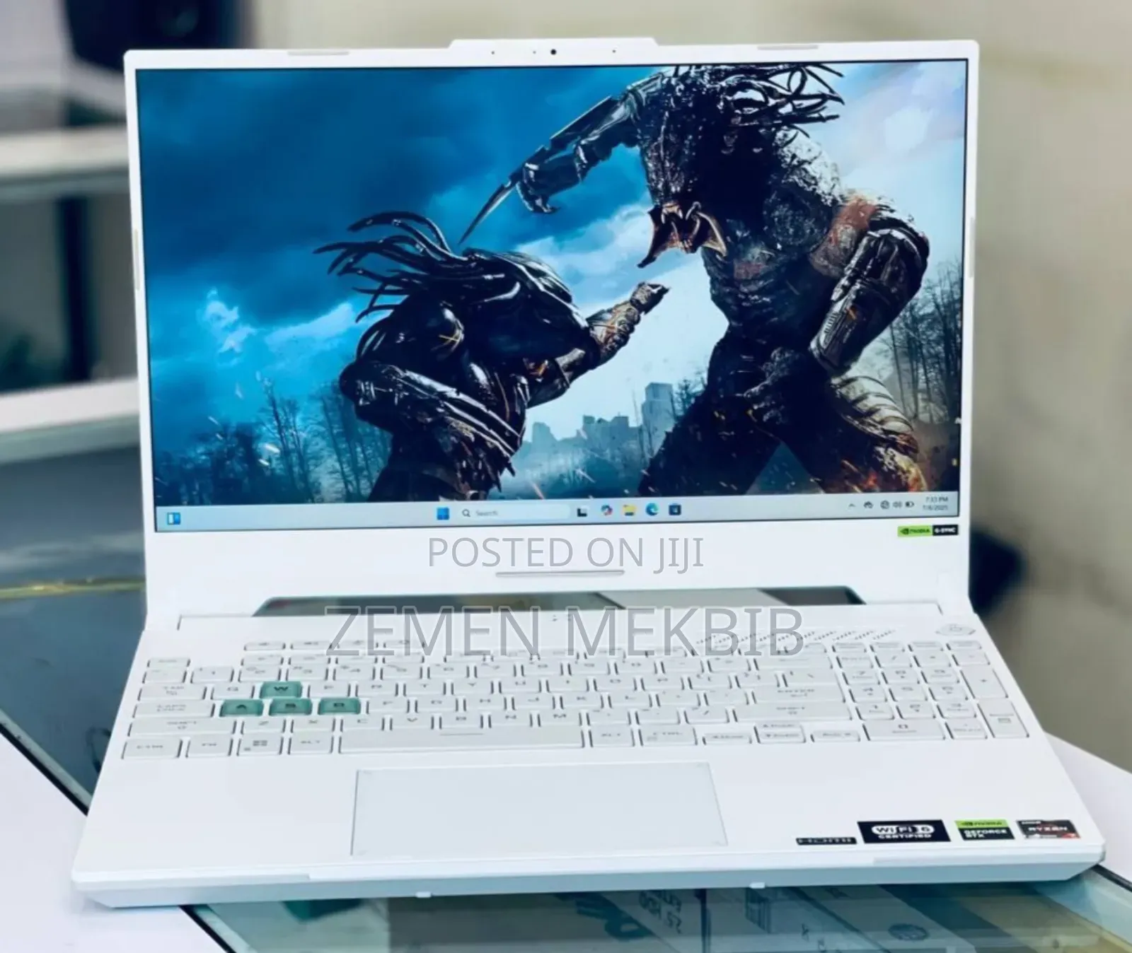 New Laptop Asus ROG Strix G15 16GB AMD Ryzen 7 SSD 1T