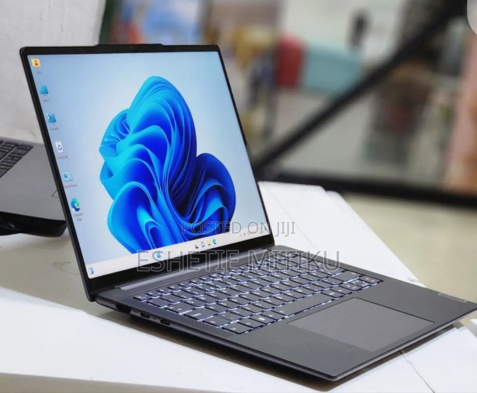 New Laptop Lenovo 16GB Intel Core I7 SSD 1T