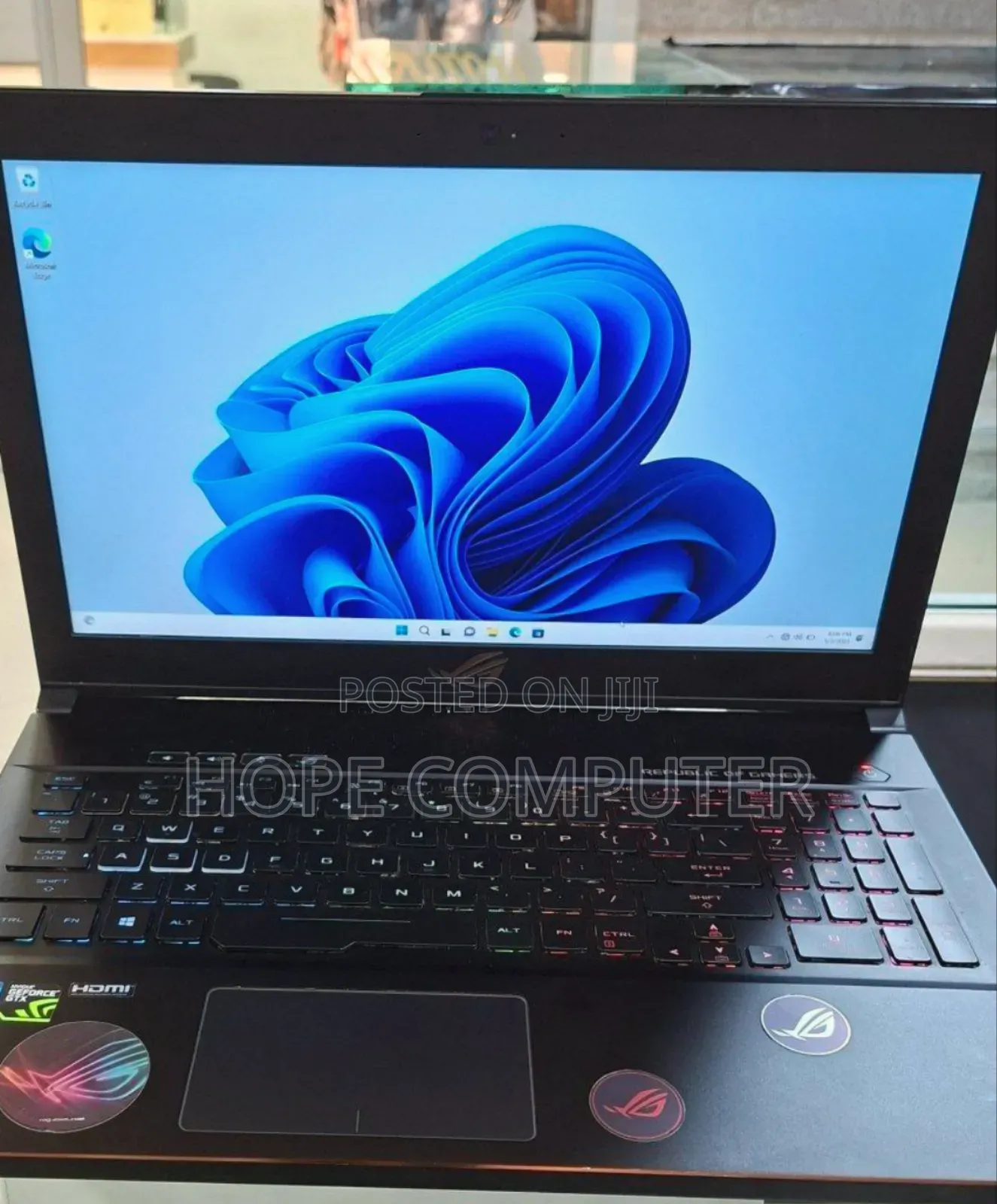 New Laptop Asus ROG Zephyrus G15 16GB Intel Core I7 SSD 128GB