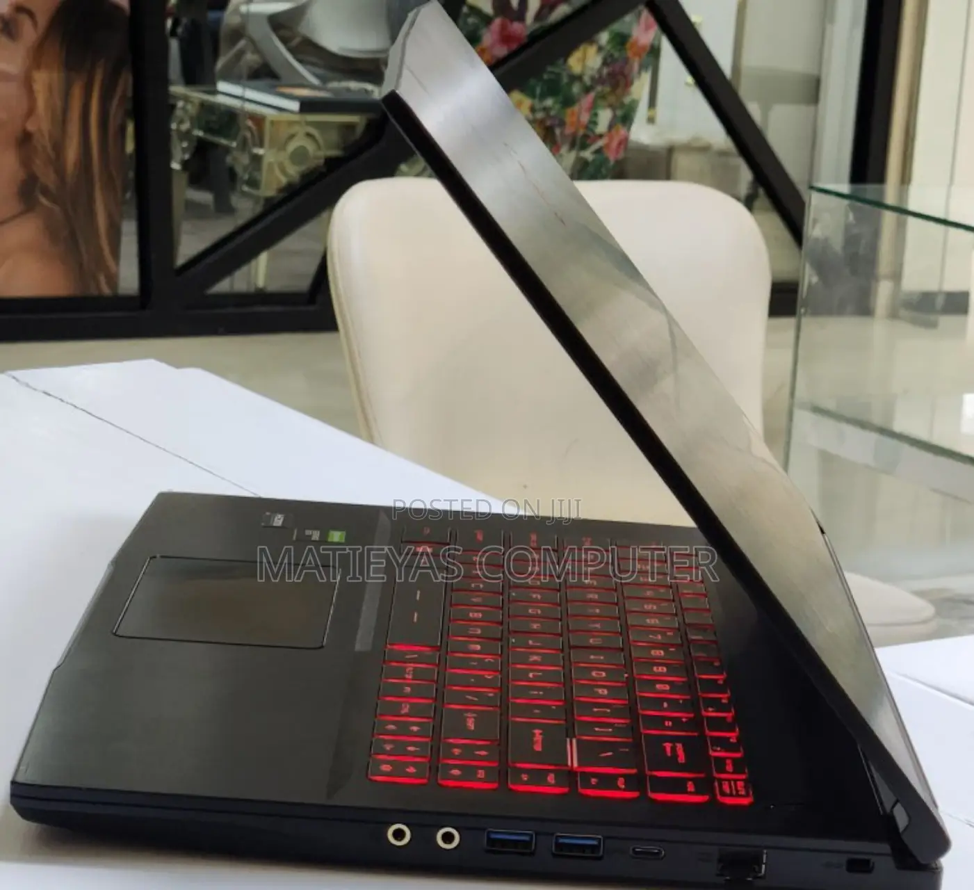 New Laptop MSI GF63 12GB Intel Core I5 SSD 512GB