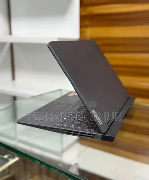 New Laptop Lenovo LOQ 15ARP9 16GB AMD Ryzen 5 SSD 512GB