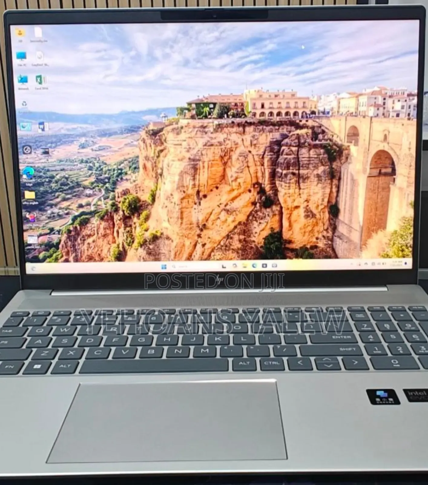 New Laptop HP 16GB Intel Core Ultra 7 SSD 1T