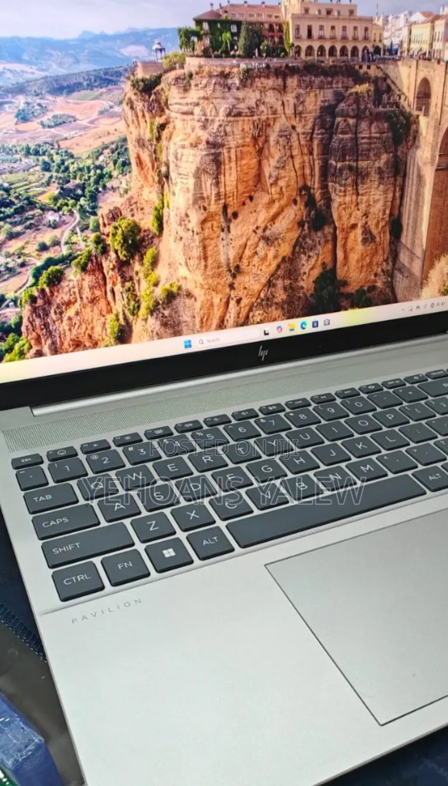 New Laptop HP 16GB Intel Core Ultra 7 SSD 1T