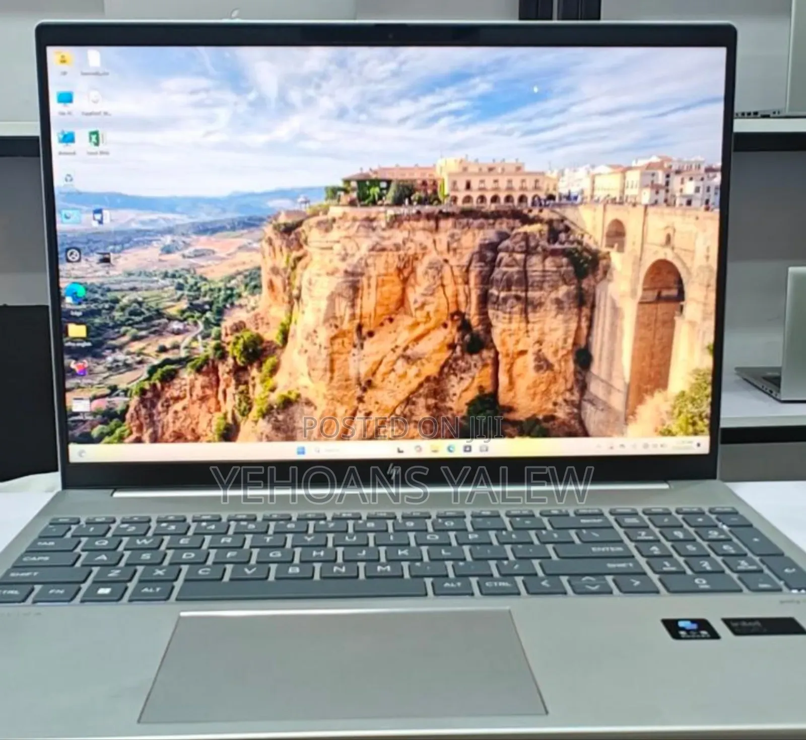 New Laptop HP 16GB Intel Core Ultra 7 SSD 1T