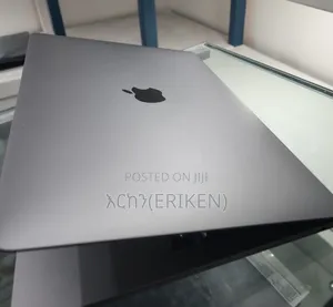 Photo - New Laptop Apple MacBook Pro 2019 8GB Intel Core I5 SSD 256GB