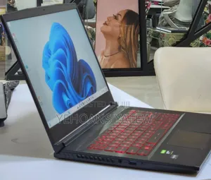 New Laptop MSI GF63 12GB Intel Core I5 SSD 512GB