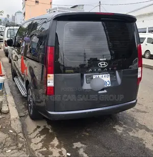 Hyundai Starex 2023 Blue