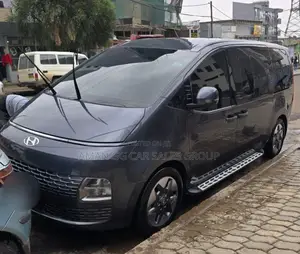 Hyundai Starex 2023 Blue