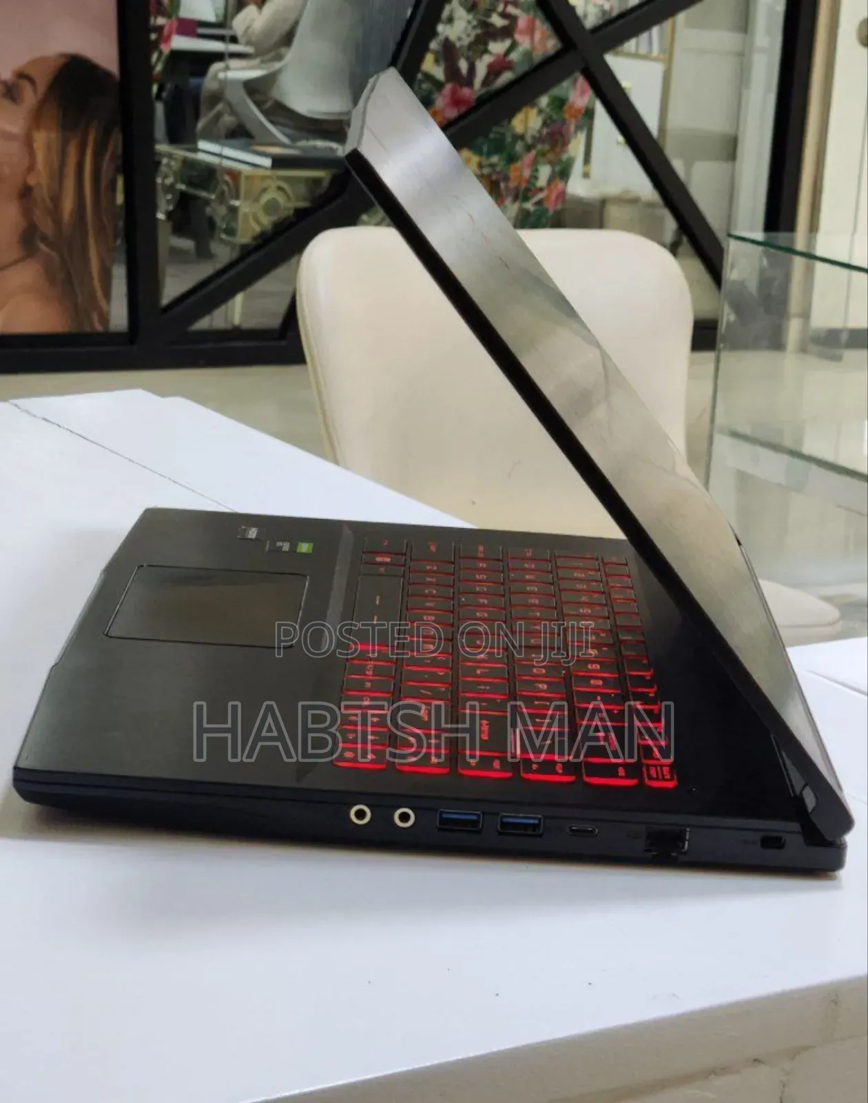 New Laptop MSI GF63 12GB Intel Core I5 SSD 512GB