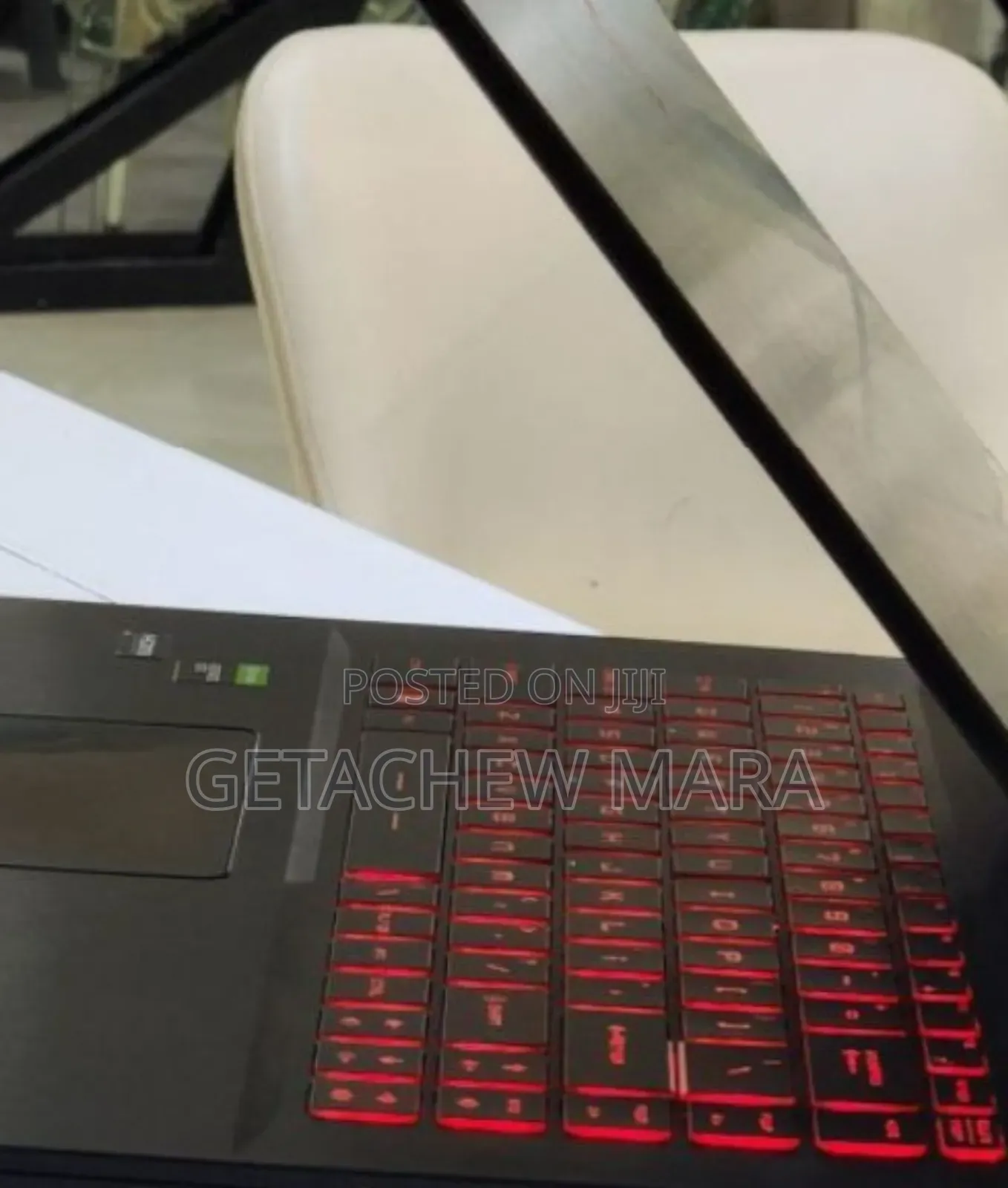 New Laptop Apple MacBook Pro M1 12GB Intel Core I5 SSD 512GB