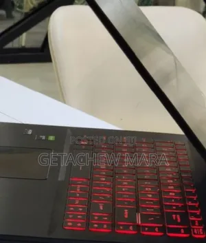 New Laptop Apple MacBook Pro M1 12GB Intel Core I5 SSD 512GB