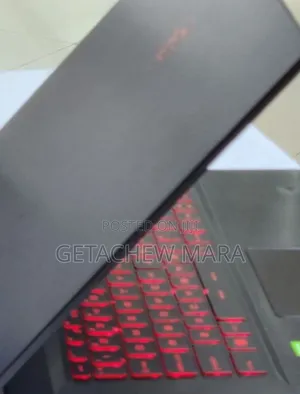 New Laptop Apple MacBook Pro M1 12GB Intel Core I5 SSD 512GB