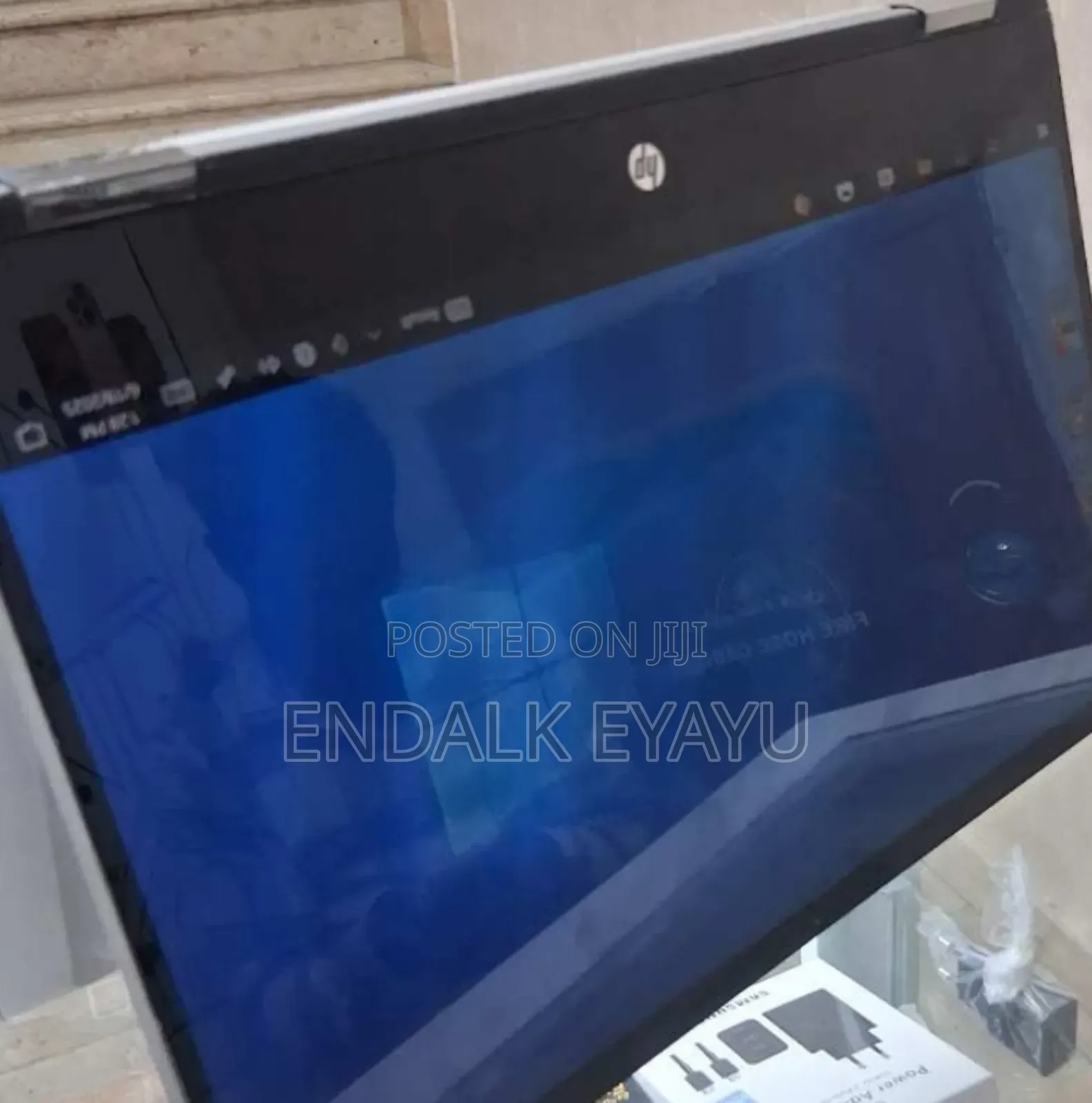 New Laptop HP Pavilion X360 8GB Intel Core I7 SSD 256GB