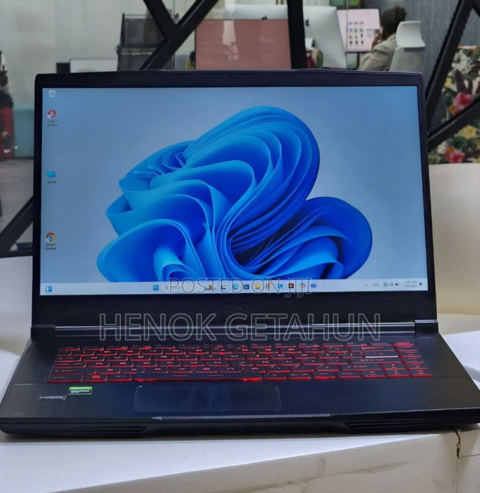 New Laptop MSI GF63 12GB Intel Core I5 SSD 512GB