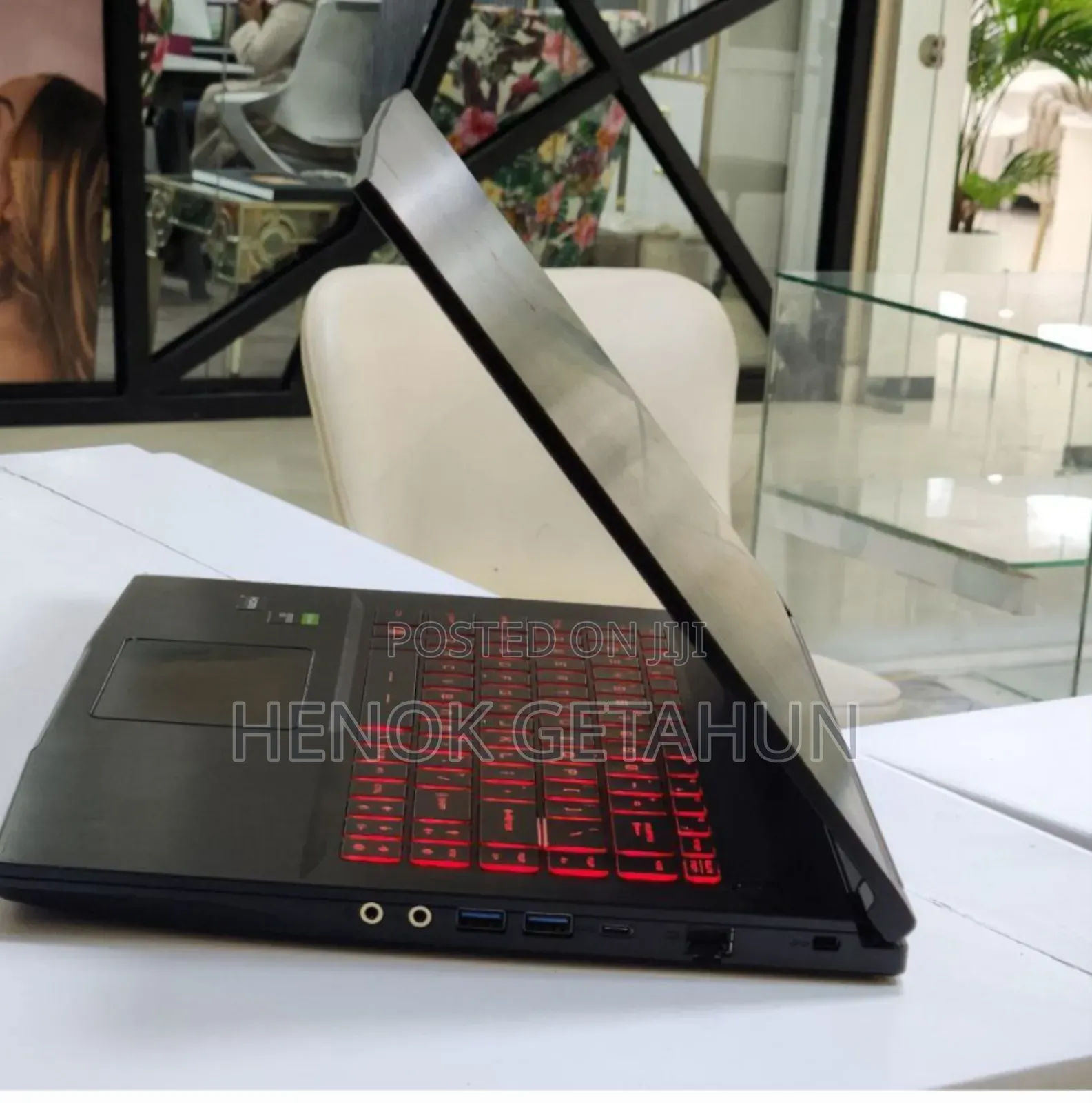 New Laptop MSI GF63 12GB Intel Core I5 SSD 512GB