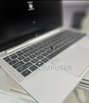 New Laptop HP EliteBook 840 G8 16GB Intel Core I5 SSD 512GB