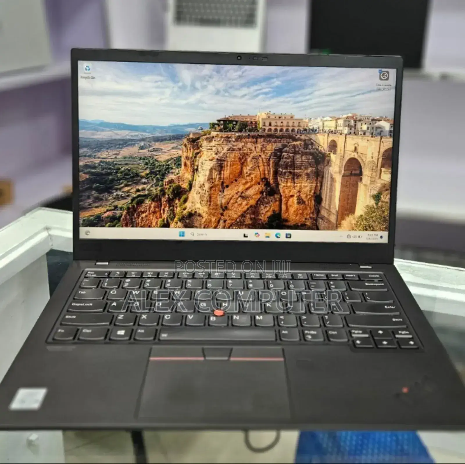 New Laptop Lenovo ThinkPad X1 Carbon 16GB Intel Core I7 SSD 512GB