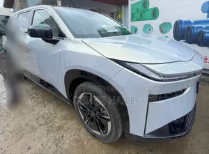 Photo - New Toyota bZ3 2025 Silver