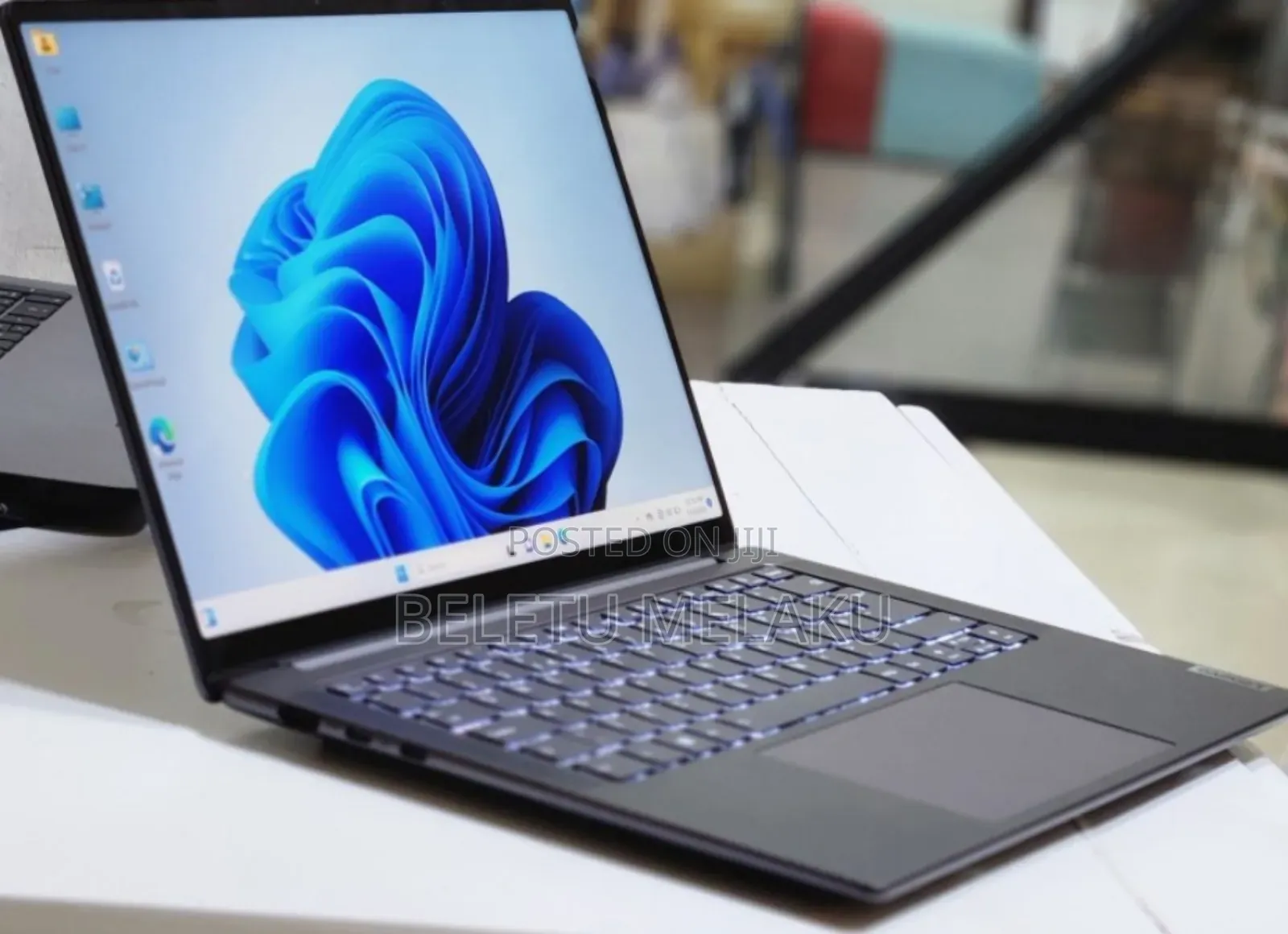 New Laptop Lenovo Yoga 2 32GB Intel Core I7 SSD 256GB