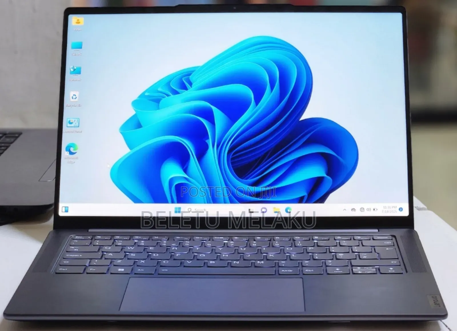 New Laptop Lenovo Yoga 2 32GB Intel Core I7 SSD 256GB