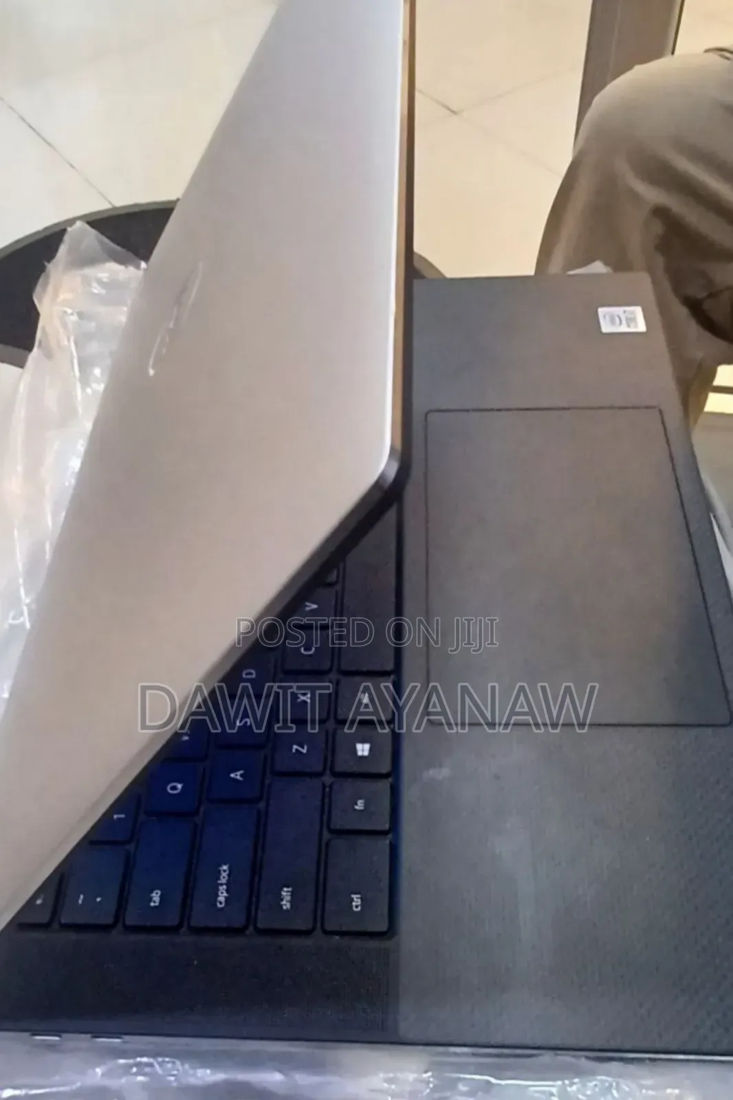 New Laptop Dell XPS 15 32GB Intel Core I7 SSD 1T