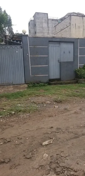 3bdrm House in Semit, L-Shape, Bole for sale