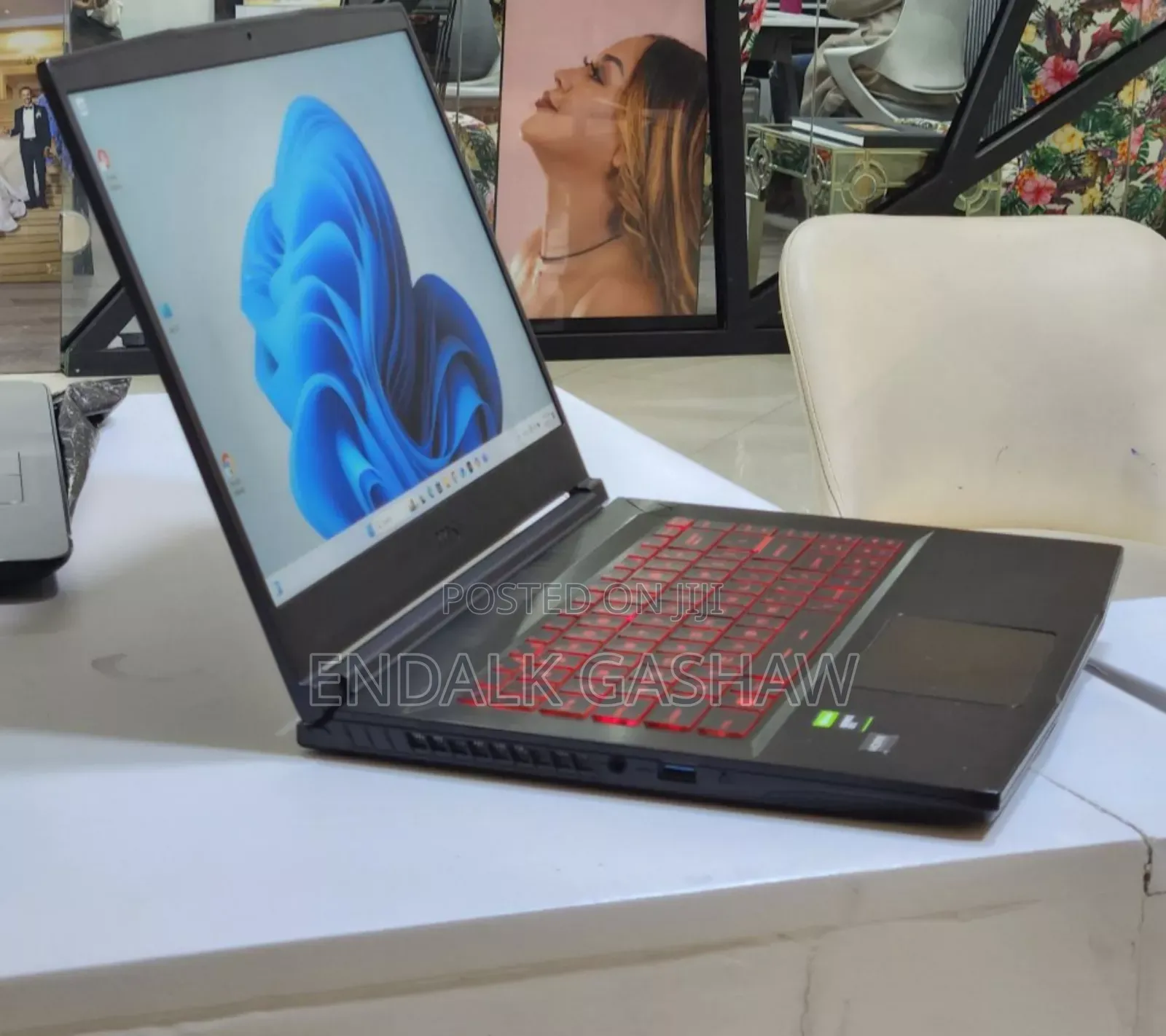 New Laptop MSI GF63 12GB Intel Core I5 SSD 512GB