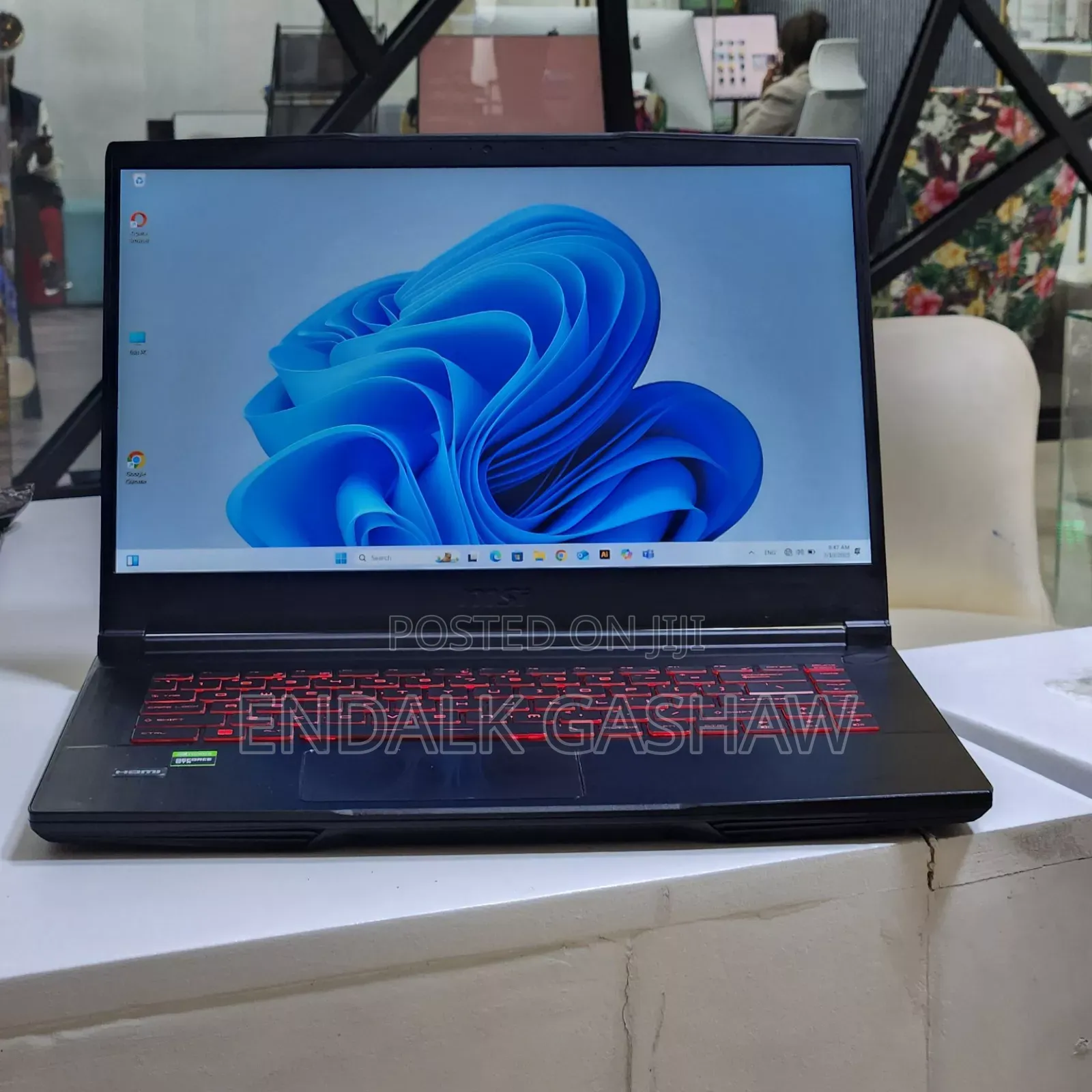 New Laptop MSI GF63 12GB Intel Core I5 SSD 512GB