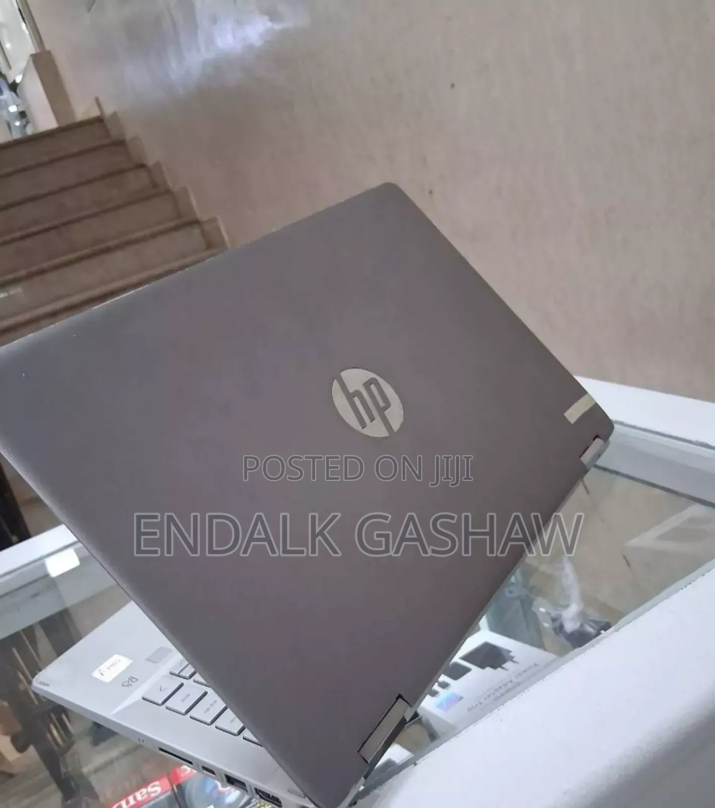 New Laptop HP Pavilion X360 8GB Intel Core I7 SSD 256GB