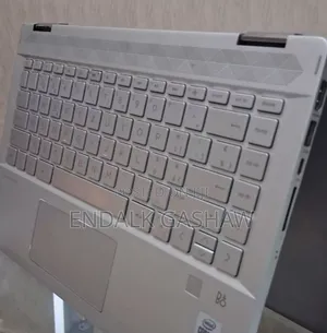 New Laptop HP Pavilion X360 8GB Intel Core I7 SSD 256GB