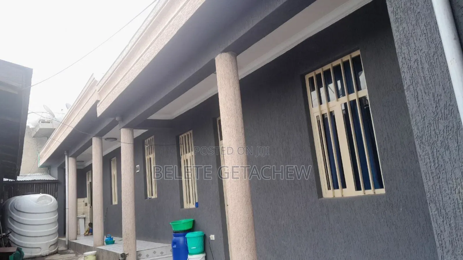 5bdrm Villa in Kotebe, Old Villa, Yeka for sale