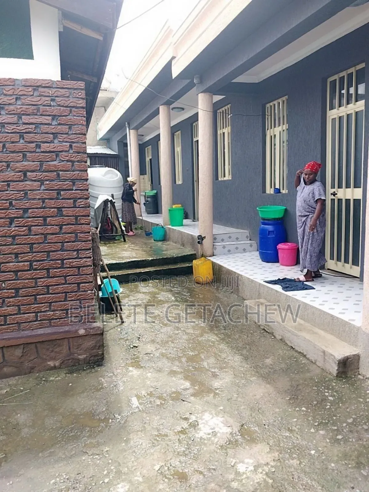 5bdrm Villa in Kotebe, Old Villa, Yeka for sale