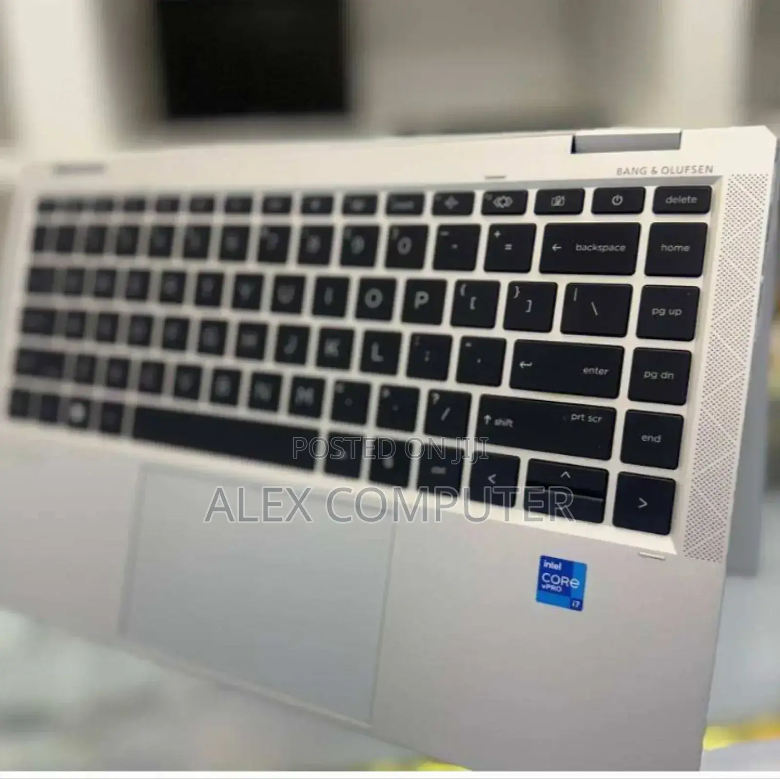 New Laptop HP EliteBook X360 1030 G8 16GB Intel Core I7 SSD 512GB