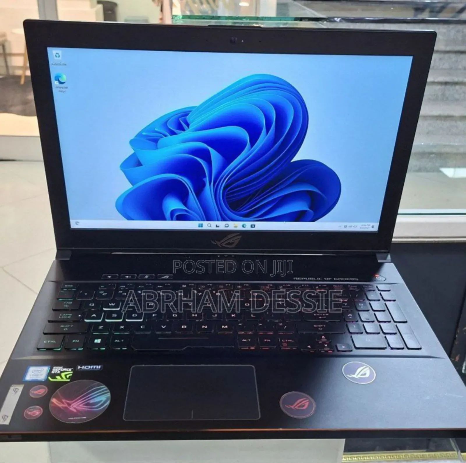 New Laptop Asus 16GB Intel Core I7 SSD 128GB