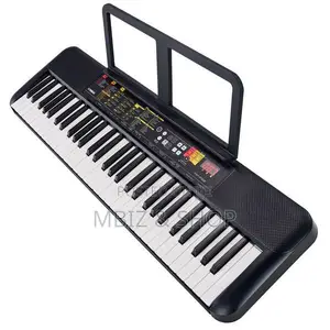 Photo - Yamaha F52 Keyboard