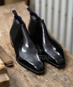 Leathers Boots Premium Quality 
New Arrival