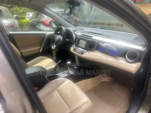 Toyota RAV4 2015 Gray