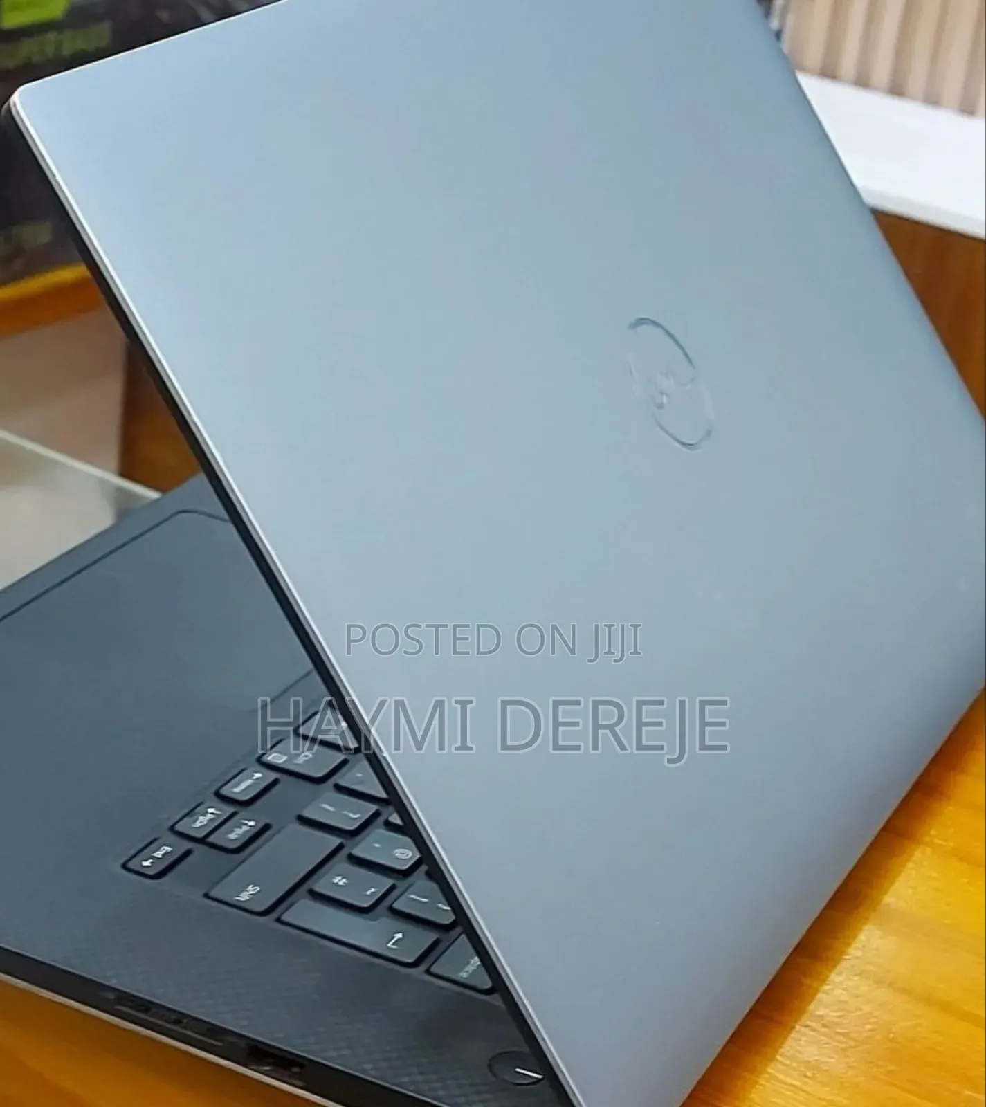 New Laptop Dell Precision 15 3520 16GB Intel Core I7 SSD 512GB