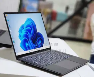 New Laptop Lenovo Yoga 700 32GB Intel Core I7 SSD 1T