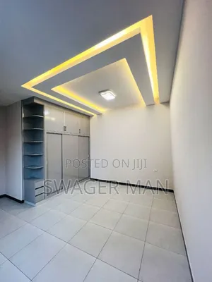 Furnished 3bdrm Villa in ጉርድ Shola, Yeka for sale