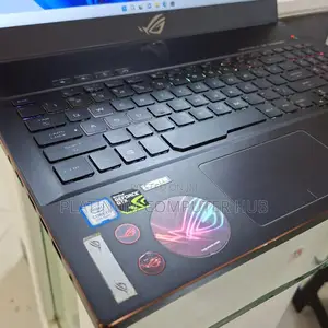 Laptop Asus ROG Zephyrus (GX501) 16GB Intel Core I7 SSD 128GB