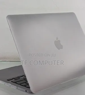 New Laptop Apple MacBook Pro 2020 M1 8GB Apple M1 Pro SSD 256GB