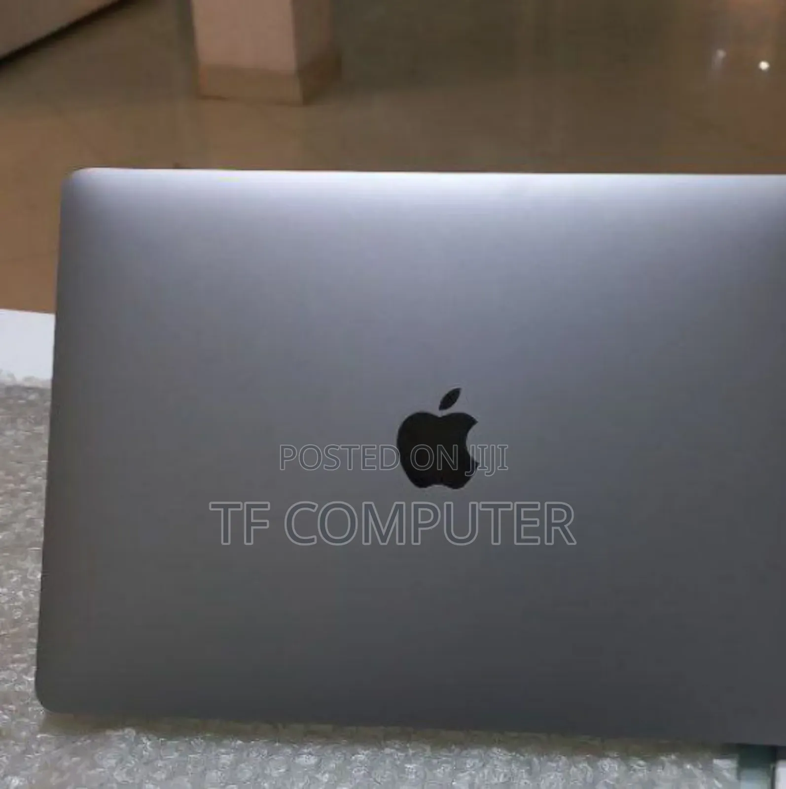 New Laptop Apple MacBook 2020 16GB Intel Core I5 SSD 512GB