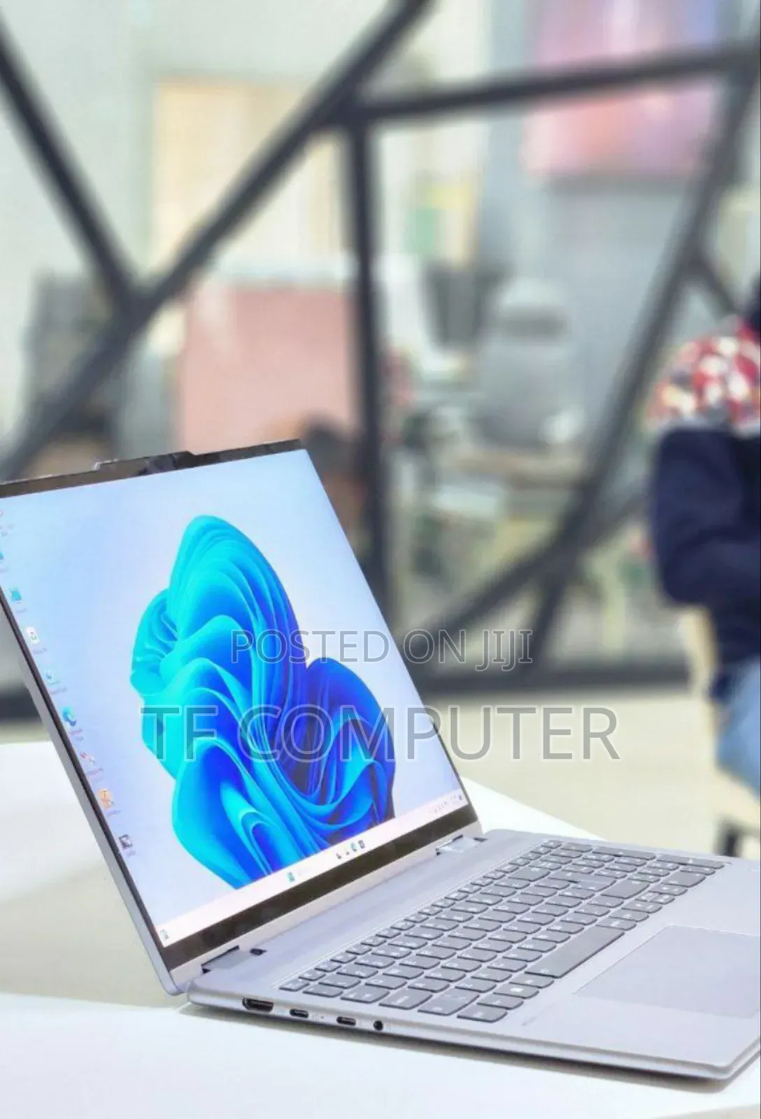 New Laptop Lenovo Yoga 7i 16GB Intel Core I7 SSD 1T