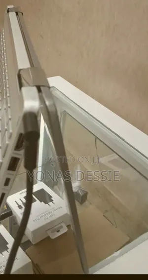 New Laptop HP Pavilion X360 8GB Intel Core I7 SSD 256GB