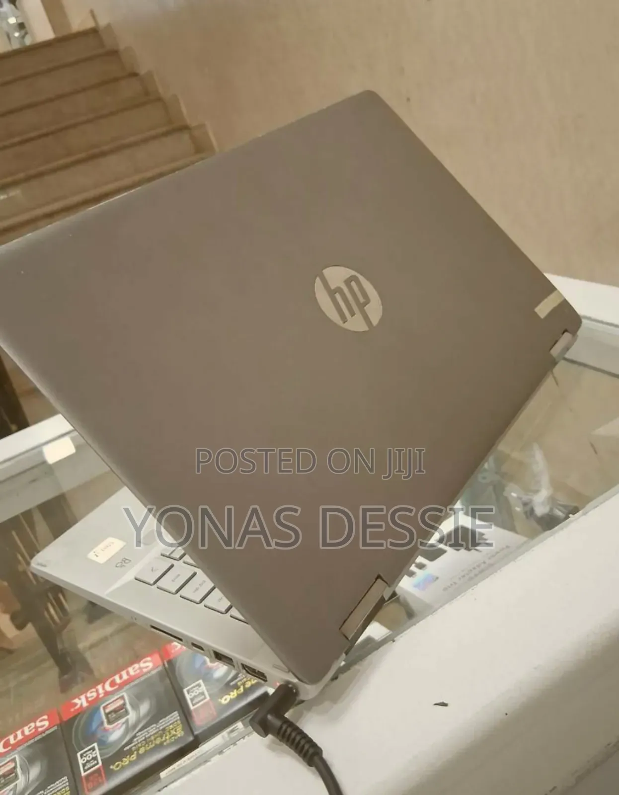 New Laptop HP Pavilion X360 8GB Intel Core I7 SSD 256GB