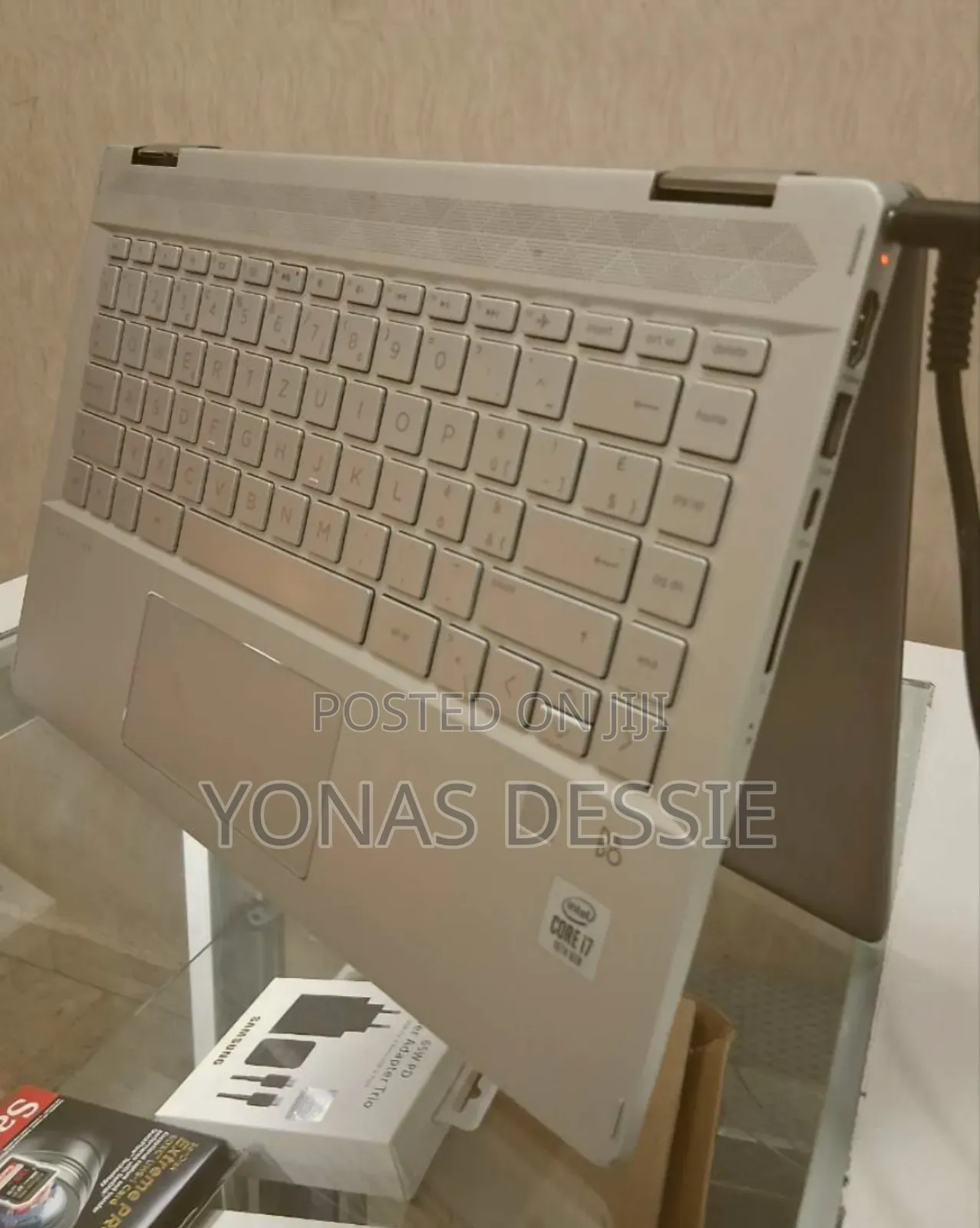 New Laptop HP Pavilion X360 8GB Intel Core I7 SSD 256GB