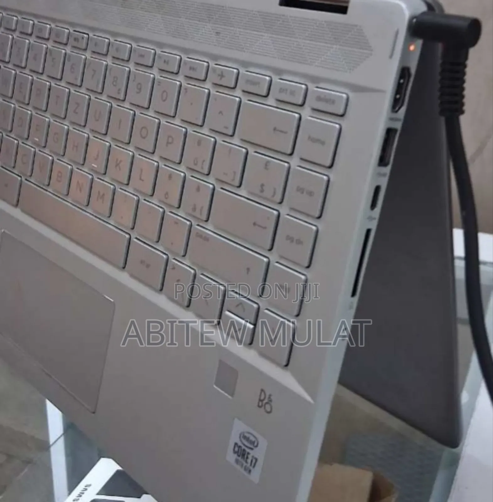 New Laptop HP Pavilion X360 8GB Intel Core I7 SSD 256GB